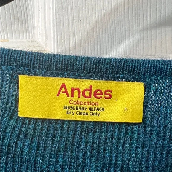 Andes Collection 100% Baby Alpaca Wrap Sweater - Picture 2 of 3